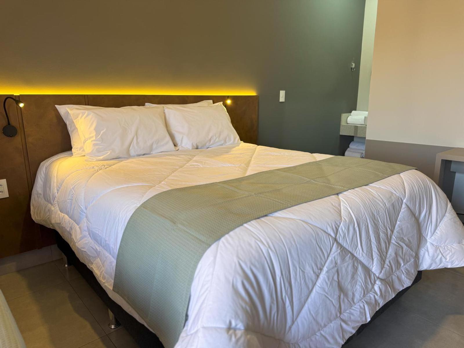 Ondara Flat Hotel Andradina Ngoại thất bức ảnh